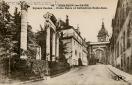Carte postale ancienne - 46. - BESANÇON-les-BAINS. - Square Castan. - Porte Noir...
