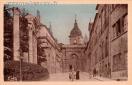 Carte postale ancienne - Besançon - Porte Noire, Cathédrale Saint Jean et Square...