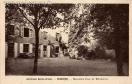 Carte postale ancienne Besançon - H. Tourte & Petetin - Institution Sainte-Ursule. - BESANÇON. - Deuxième Cour de Récréation.