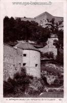 Carte postale ancienne Besançon - ROSE - 16. BESANÇON (Doubs) - Les remparts de la Citadelle (XVIIe siècle).