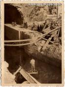 Carte postale ancienne - BESANÇON - Route de Lyon au faubourg de Tarragnoz. Les ...