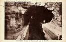 Carte postale ancienne - BESANÇON (Doubs) - Tunnel-canal sous la Citadelle