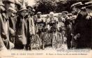 Carte postale ancienne Besançon - A. Proust - TOUR DE FRANCE CYCLISTE PEUGEOT - Le Départ du Peloton de tête, au contrôle de Bezançon