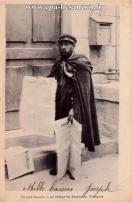 Carte postale ancienne - Un type bisontin - Le Crieur de Journaux François