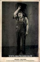 Carte postale ancienne - ROGER GUYON - Porteur de sacs de charbon, détenteur du ...