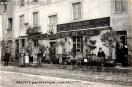 Carte postale ancienne - VELOTTE près BESANÇON - Café AMIOT