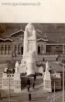 Carte postale ancienne Besançon - Mildnez - Besançon - Monuments au Morts