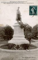 Carte postale ancienne - Excursion en Franche-Comté - 129 - BESANÇON - Statue du...