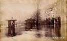 Carte postale ancienne - BESANÇON - Inondations sur la place du marché - c. 28 d...