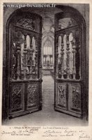 Carte postale ancienne Besançon - Teulet - 2. - Abbaye de MONTBENOIT - La Porte d'Entrée (1527)